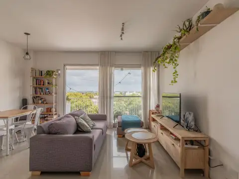 Luminoso Depto. 2 amb. de 45 m2 a la venta en Villa Ballester