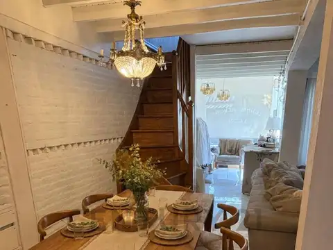 Casa en Alquiler en Pablo Podesta, $ 1.300.000