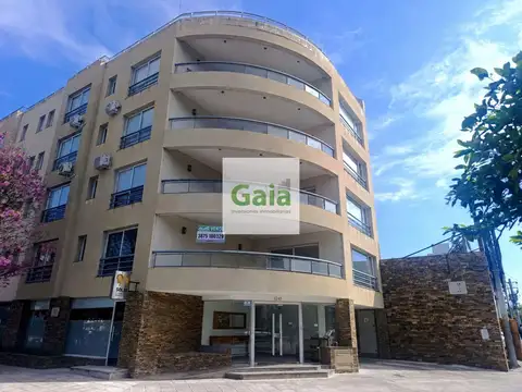 Departamento en Venta Av. Bicentenario 3 dorm Cochera