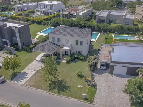 Casa en Venta en El Cantón - Barrio Puerto, USD 269.000