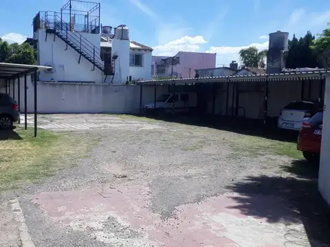 ALQUILER - COCHERA SEMI CUBIERTA - MORON SUR