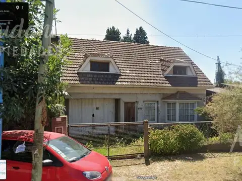 Oportunidad de inversion  Casa en venta a refaccionar en Matheu