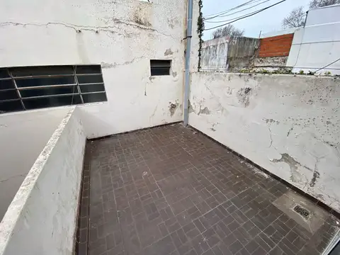Galpon en Venta 8  mts Fondo