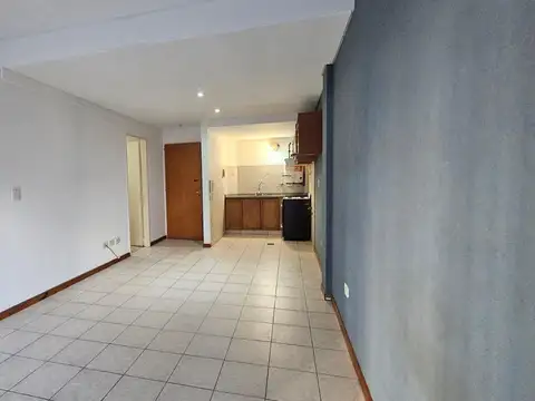 Venta departamento monoambiente de 30 m2 aprox. en CASEROS