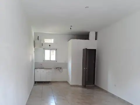 Departamento en Alquiler en Matheu, $ 400.000