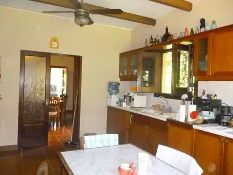 Casa 5 ambientes con 3 baños