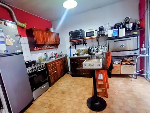 Casa 4 ambientes con 1 baño