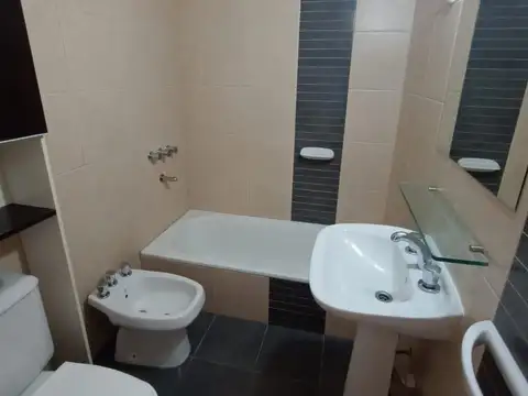 Domingo Millan 700, Piso 1