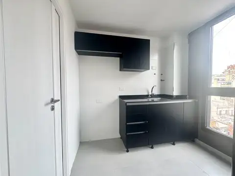 Oficina en Alquiler en Retiro, $ 1.400.000