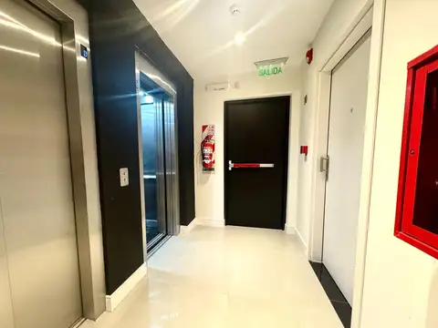 Oficina Monoambiente con 2 baños