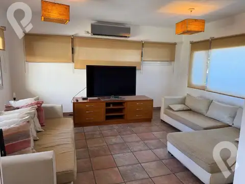 Casa en Alquiler amueblada en El Centauro