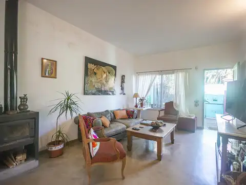 Depto Tipo Casa en Venta de 4 ambientes