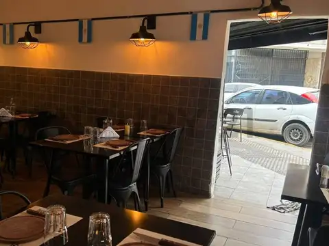 VENTA DE FONDO DE COMERCIO PARRILLA EN DEVOTO