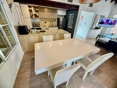 Casa 5 ambientes con 2 baños