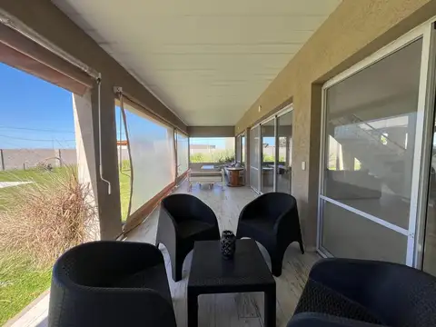 Casa en Alquiler en Countries y Barrios Cerrados en Esteban Echeverria, USD 2.000