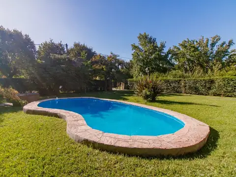 Venta Casa Quinta Con Pileta en Pilar Apto Crédito