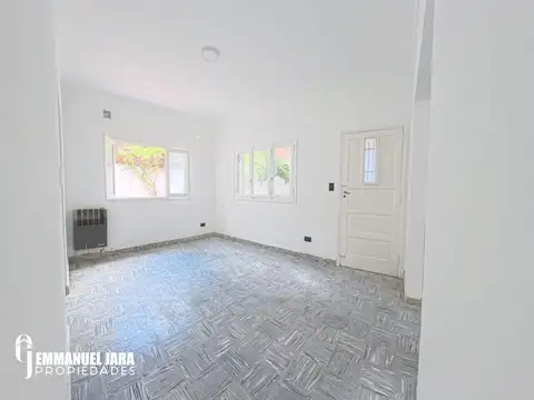 Depto Tipo Casa 3 ambientes con 1 baño