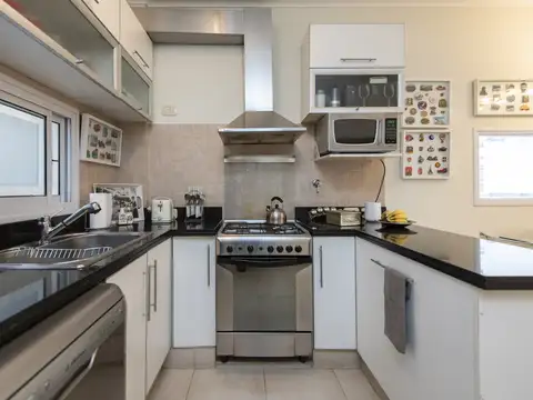 Departamento 4 ambientes con 2 baños