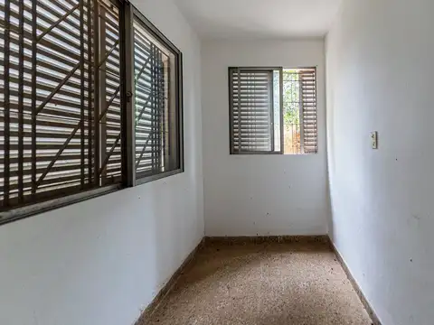 Depto Tipo Casa en Venta en La Florida, USD 39.000