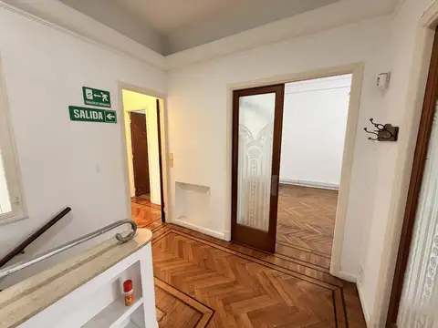 Oficina en Alquiler 55 años