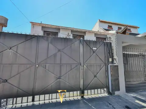 Depto Tipo Casa en Venta de 4 ambientes