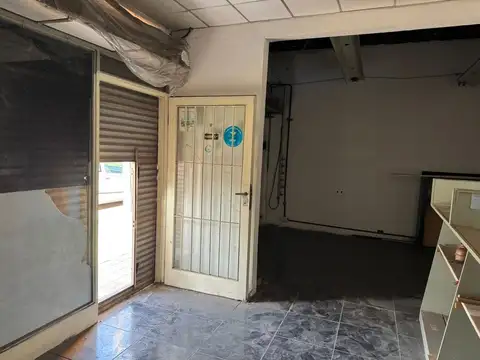 Local en Venta 50 años