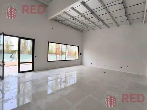 Vende Locales comerciales en Paseo de Compras Intercountry - Neuquén - Plottier