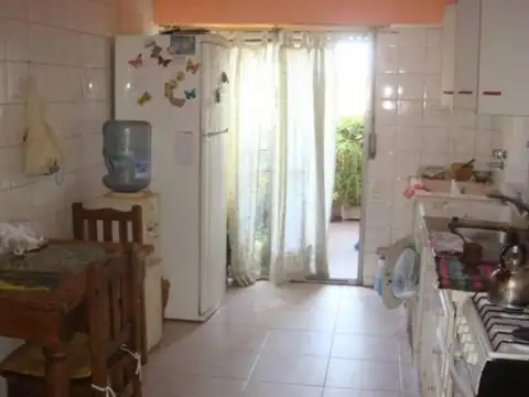 Depto Tipo Casa 5 ambientes con 1 baño