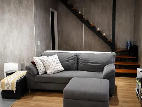 Depto Tipo Casa en Alquiler en Moreno, $ 800.000