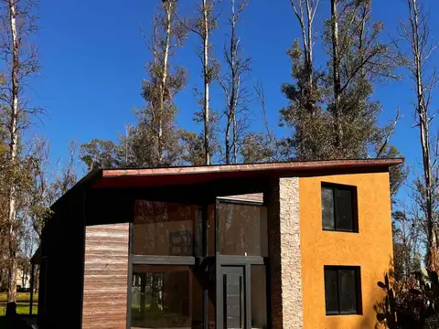 Casa  a estrenar en CAMPO TIMBO. ACEPTA PERMUTA