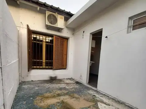 Depto Tipo Casa en Alquiler al Sureste