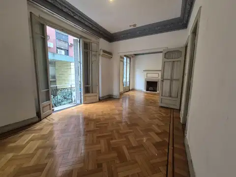 Venta Dpto 4 amb con dependencia Oportunidad