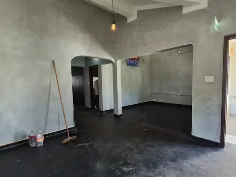 Casa en Alquiler en Barrio Tres Cerritos, $ 1.400.000