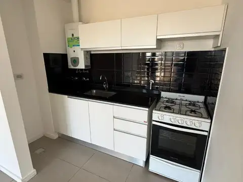 Alem 2446 , Piso 4