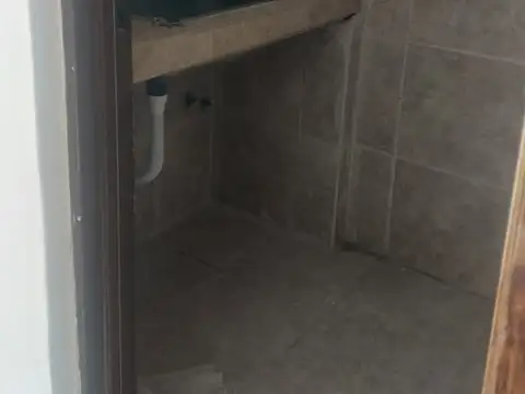 Depto Tipo Casa en Alquiler con 1 cocheras