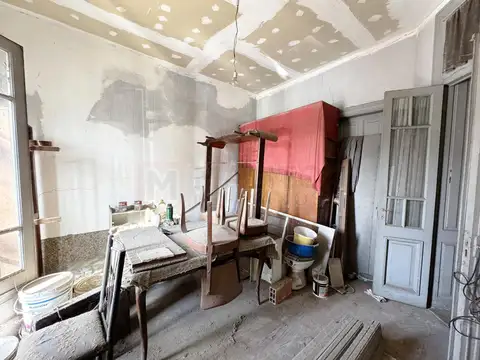 Depto Tipo Casa en Venta en Mataderos, USD 100.000