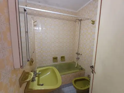 Depto Tipo Casa en Venta en Avellaneda, USD 82.000