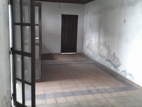 Casa dentro de los bulevares en Reconquista