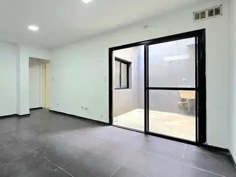Depto Tipo Casa en Venta de 1 dormitorio