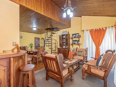 Depto Tipo Casa en Venta en El Palomar, USD 82.000