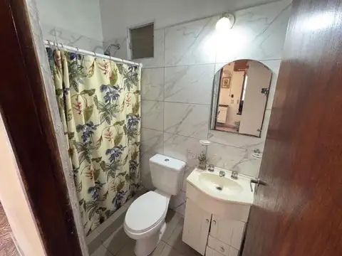 Depto Tipo Casa en Venta con 1 cocheras