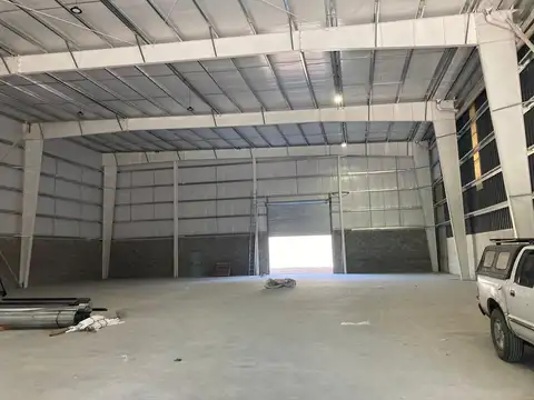 Galpon en Alquiler en Campana, USD 6.200