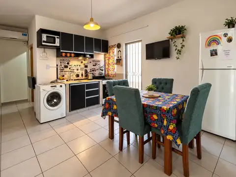 Casa 4 ambientes con 1 baño