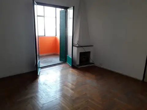 Departamento en Alquiler 50 años