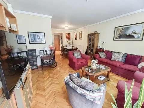 Departamento 4 ambientes con 2 baños