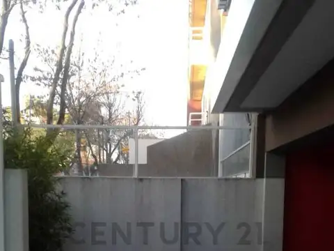 O'Higgins 300, Piso 0