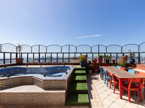 Departamento 8 ambientes con 7 baños