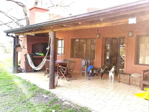 Casa 3 ambientes con 1 baño