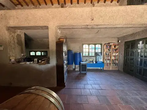 Casa 6 ambientes con 1 baño