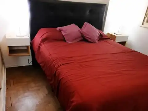 Solis 300, Piso 1